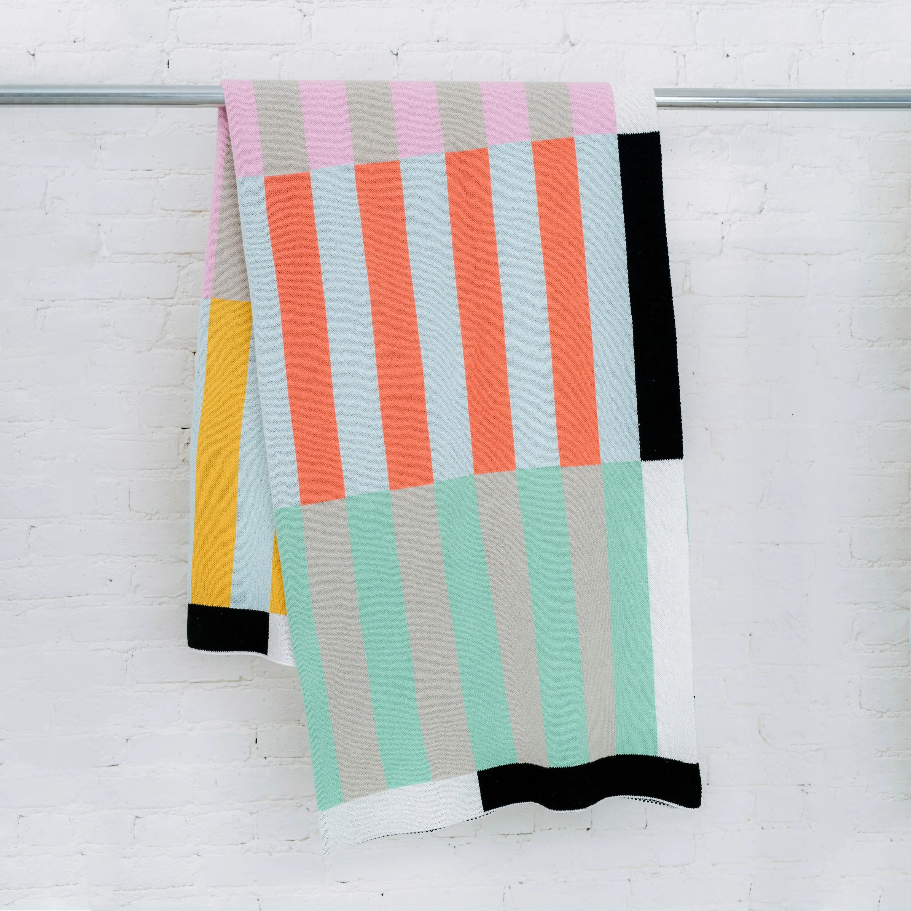 Dusen Dusen Stripe Throw